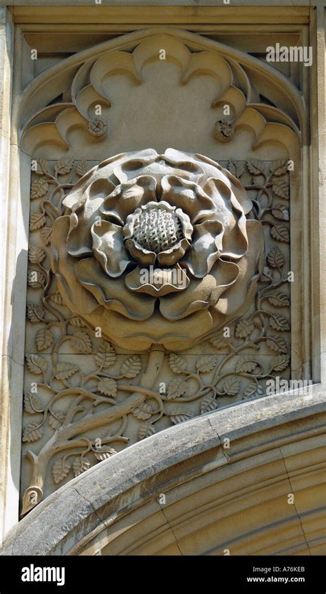 tudor rose architecture